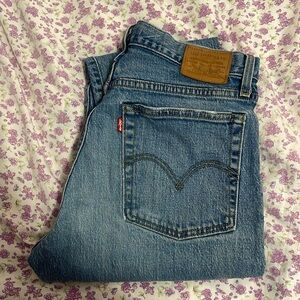 Levi’s Classic Blue Wedgie Style Denim Jeans Size 29